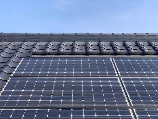 施工完了後・太陽パネル付近